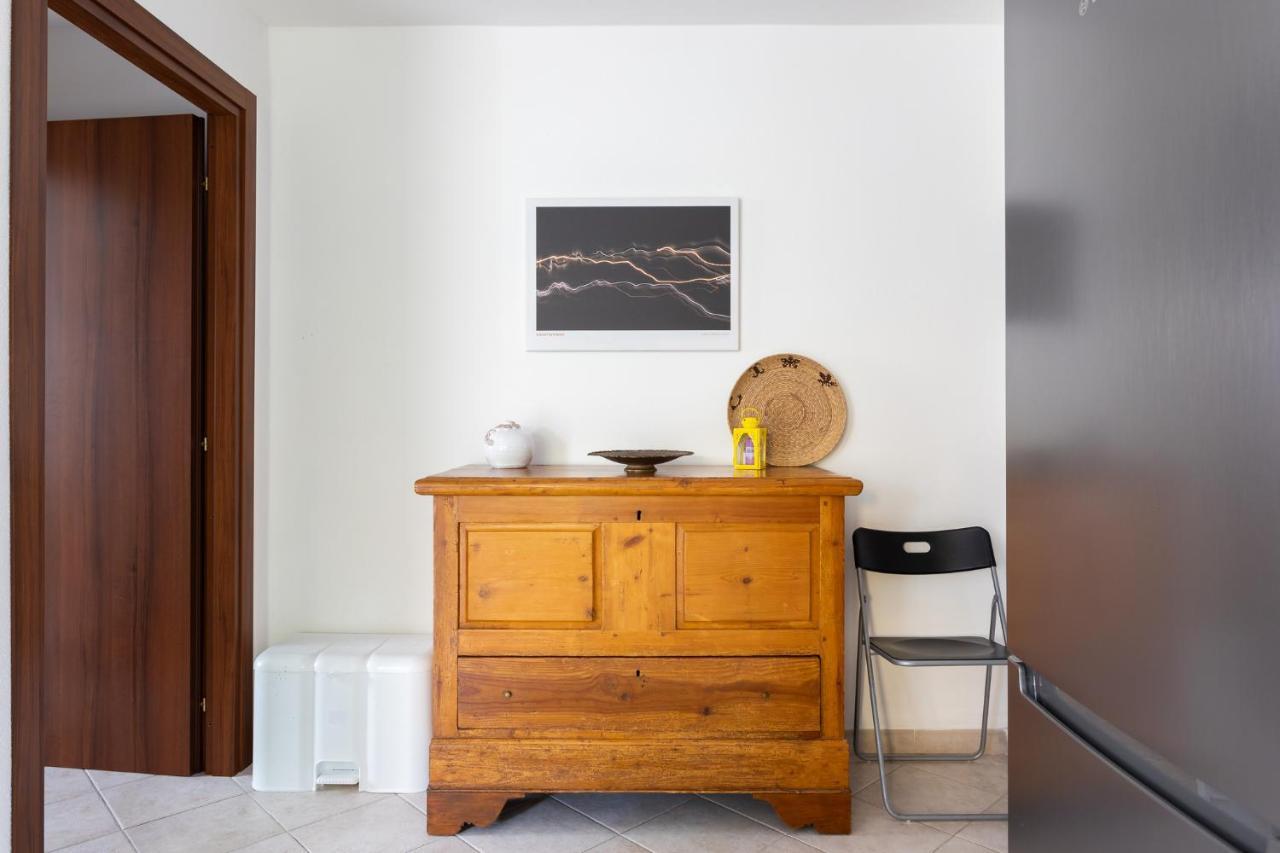 Spacious 3-Bedroom Apartment With Courtyard In Tempio Pausania - Perfect For Families Экстерьер фото