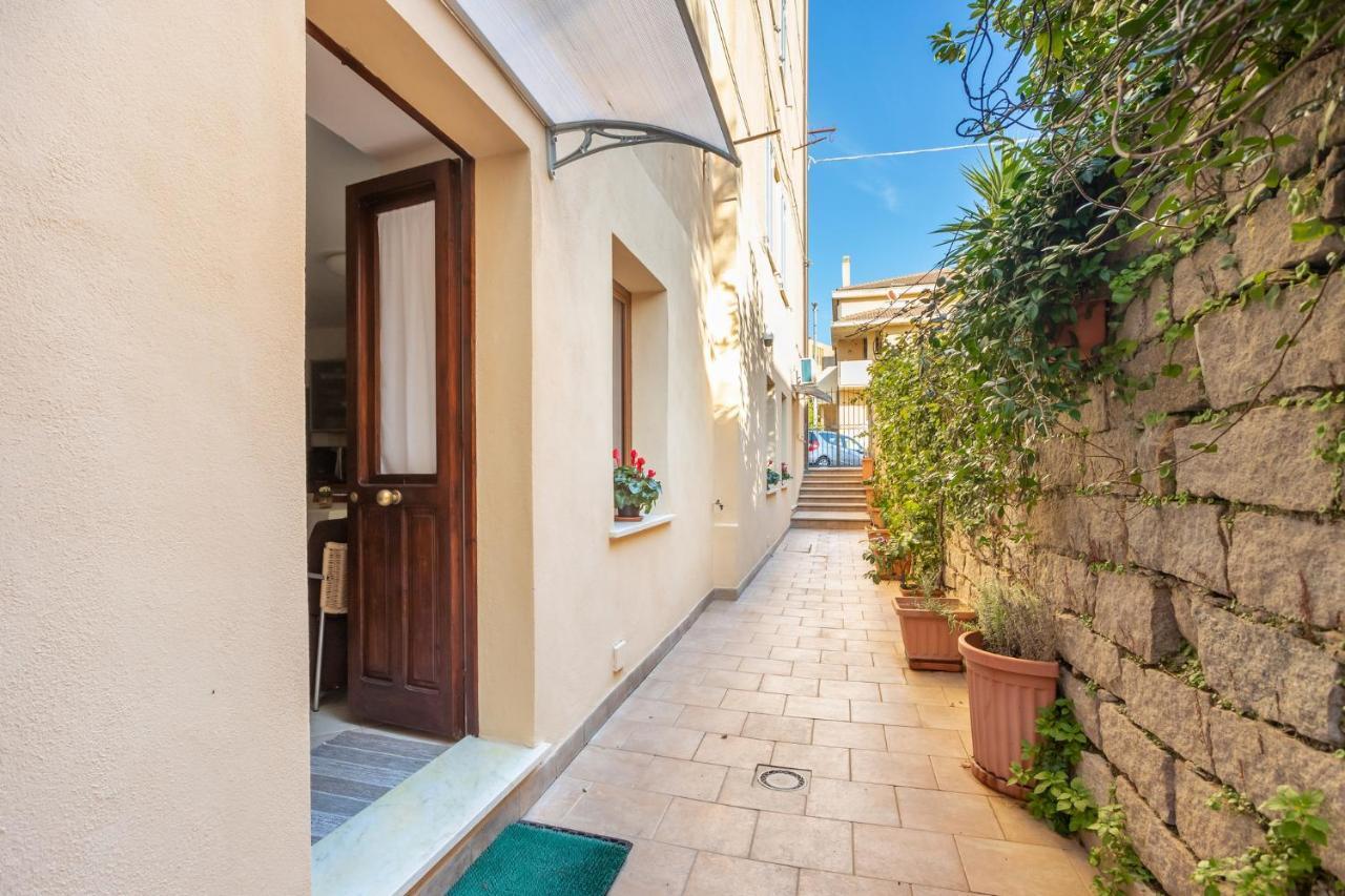 Spacious 3-Bedroom Apartment With Courtyard In Tempio Pausania - Perfect For Families Экстерьер фото